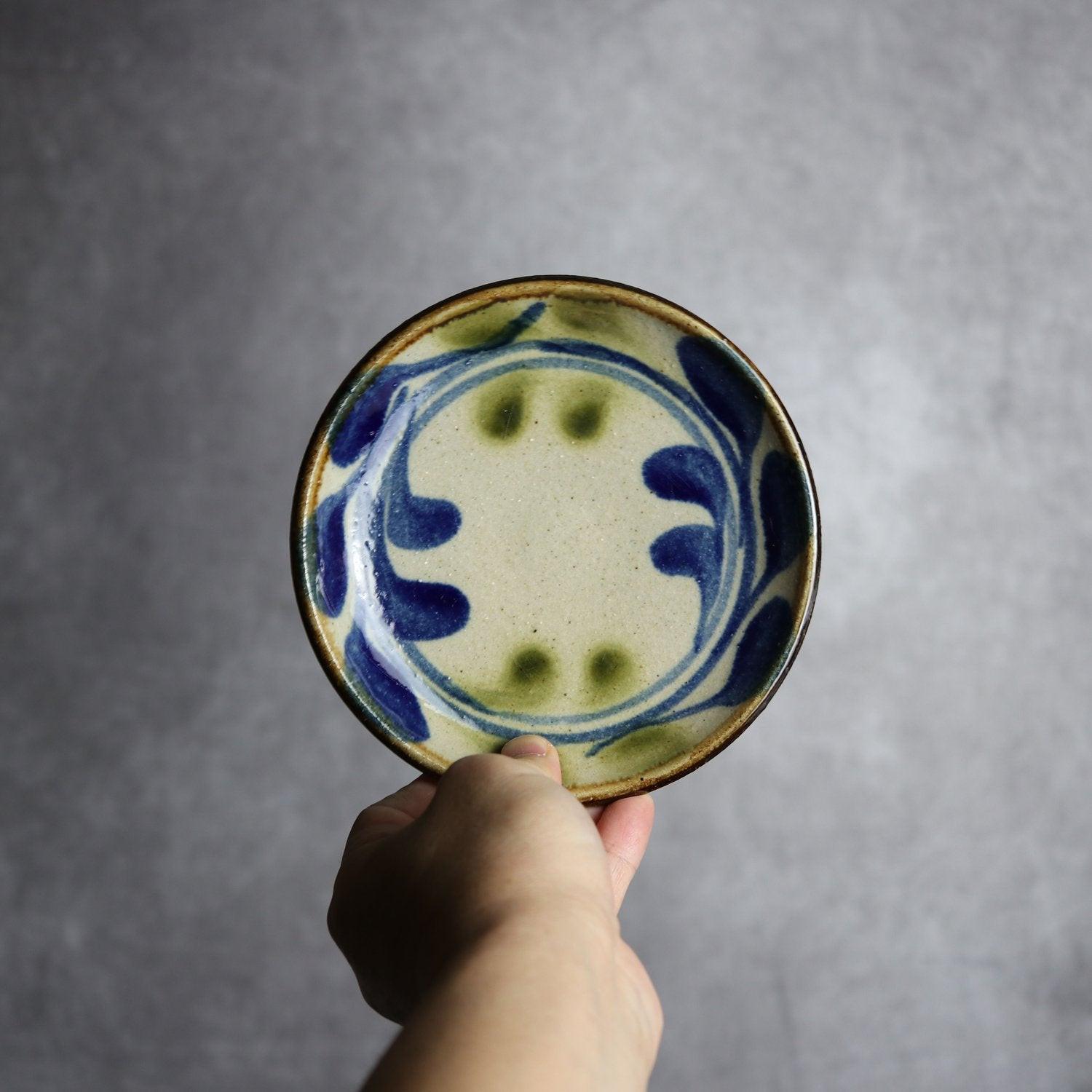 5寸皿 青 緑 デイゴ唐草 やちむん 陶器 陶芸こまがた｜陶芸こまがた