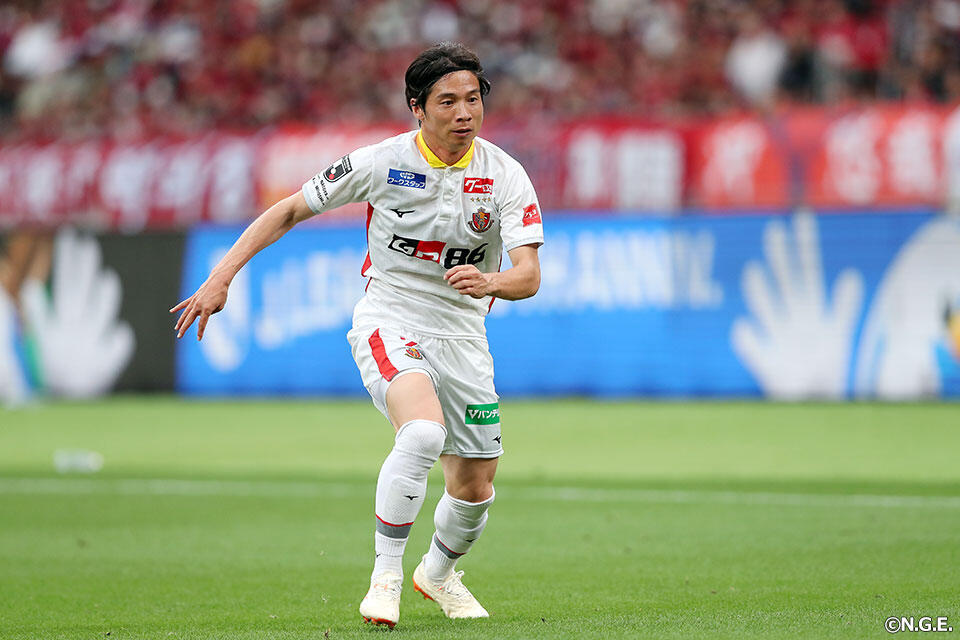 長澤和輝 | 選手・スタッフ | チーム | 名古屋グランパス公式サイト