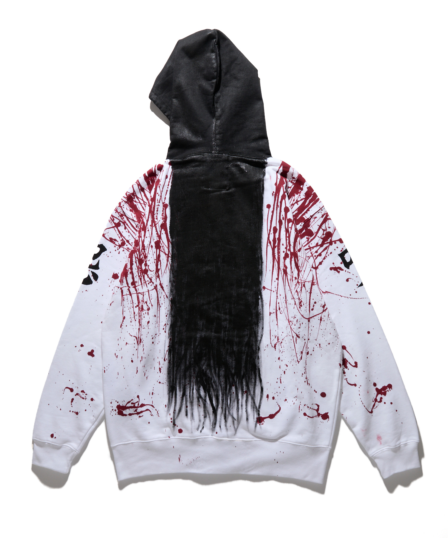 呪怨』より「着たら誰でも伽椰子になれる」フーディが登場。8月1日より