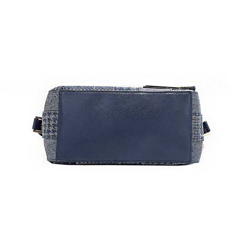Patch Flower Flap Bag With Front Embellished with iridescent
