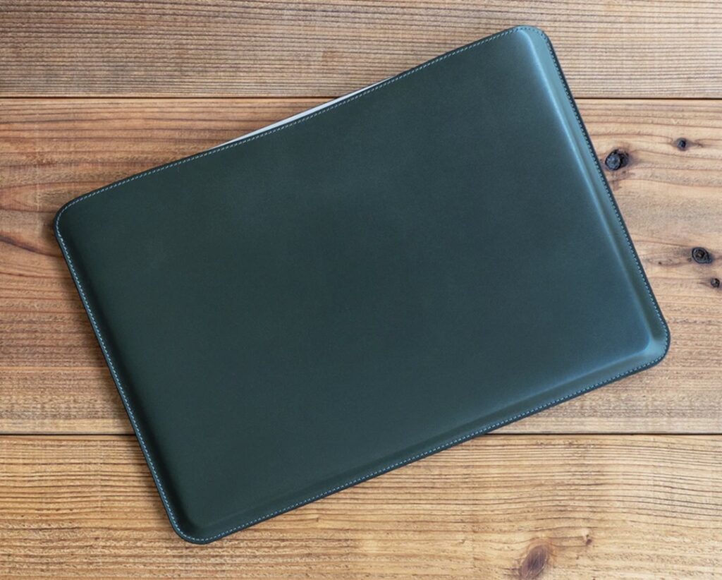 レビュー】国立商店のMacBook Air用ブライドルレザー製スリーブケース