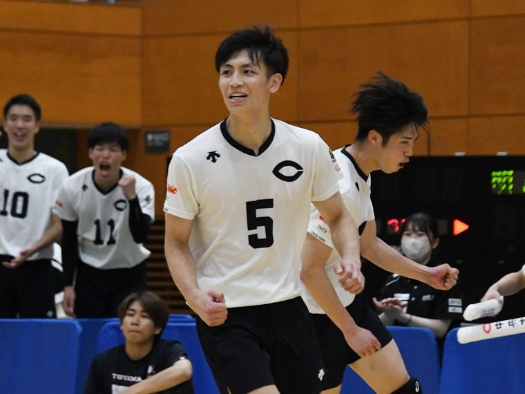 バレー - 中央大学・村上連 高専出身のセッター、アタッカー陣が最強だ