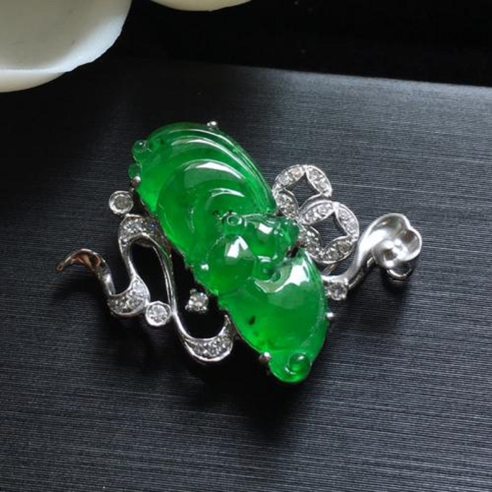 本翡翠氷潤レトロ風貔貅、蝙蝠