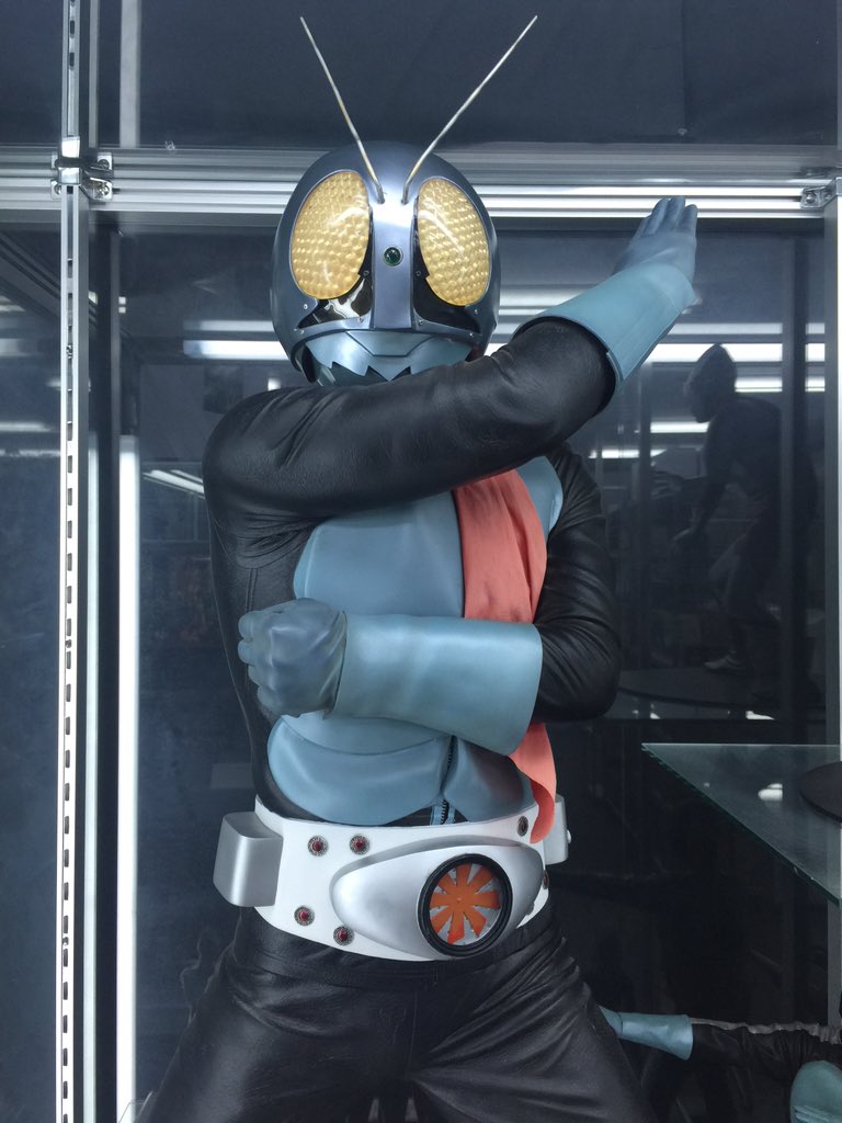 どう見ても本物にしか見えない仮面ライダー旧1号は木下隆志さんが製作