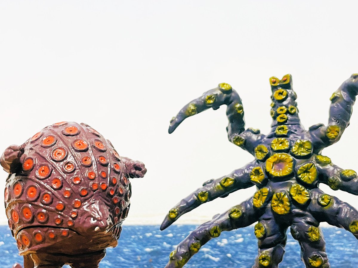 ウルトラセブン ガイロス「いや！昨日のは俺じゃないぞ💦」 タッコング