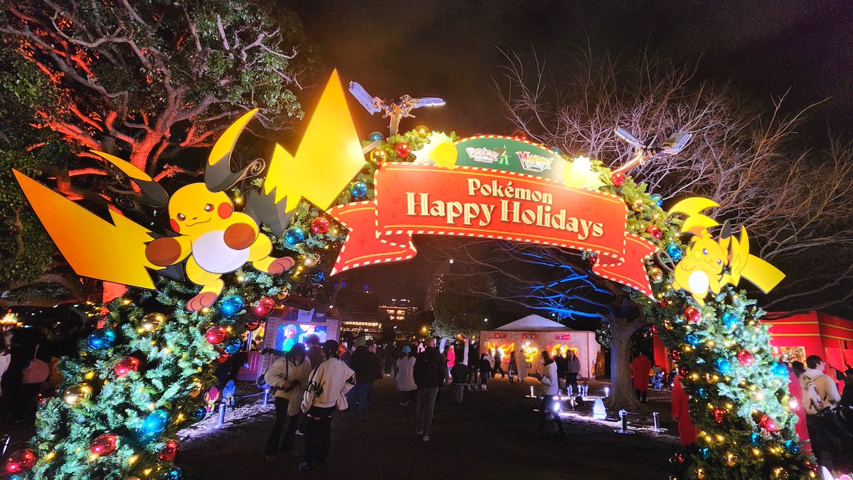 横浜赤レンガ倉庫でやってるポケモンZ-Aコラボのクリスマスマーケット