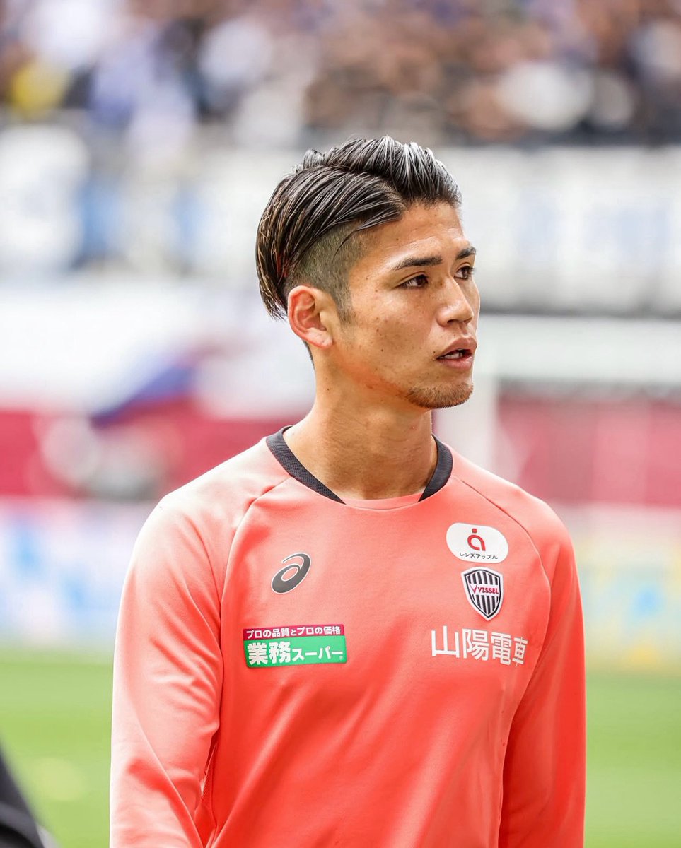 26歳になりました！！ みんなに祝われて最高です！！ ヴィッセル