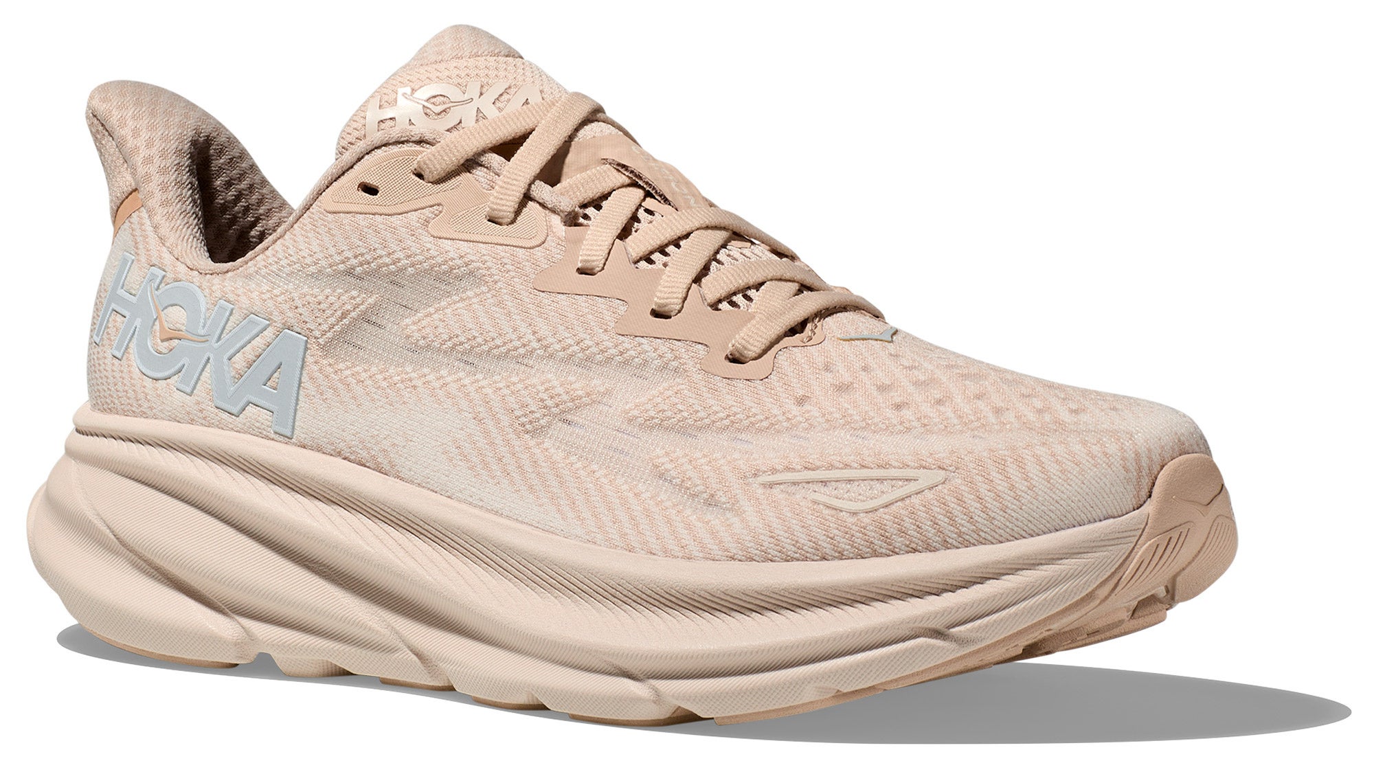 HOKAの代表的モデル「CLIFTON」が全面一新！浮力を感じるような走り