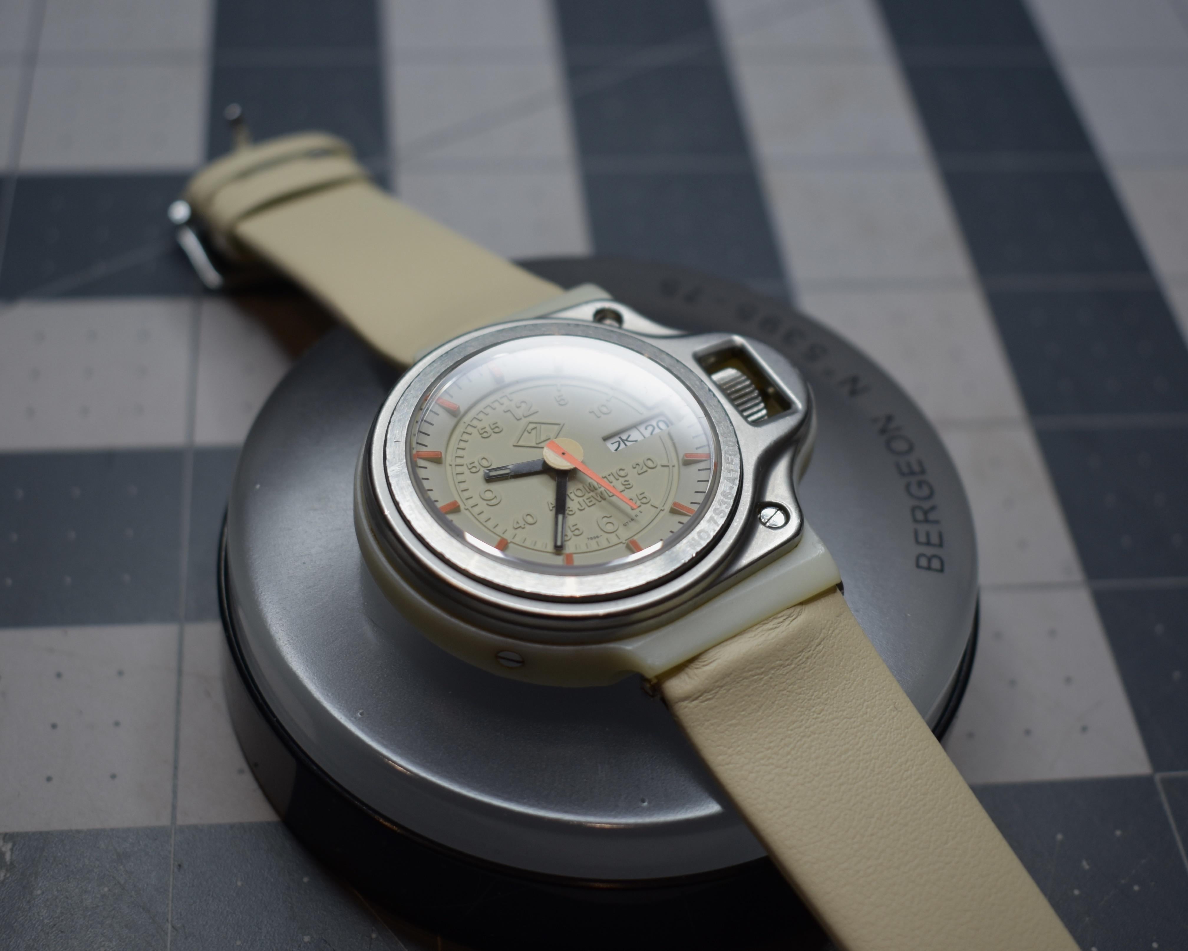 Seiko x Cabane De Zucca: popped in a sapphire and did a full