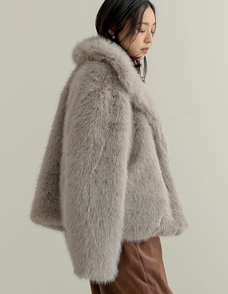 ビッグカラーフェイクファーショートコート - ジャケット/アウター通販