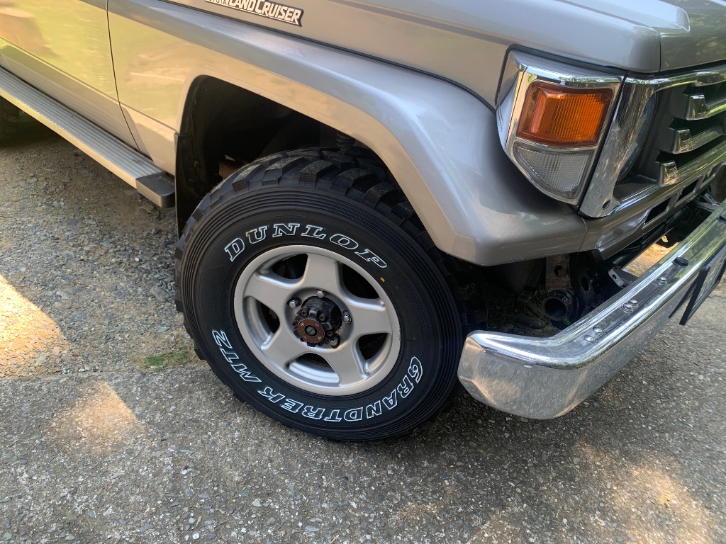 グラントレック MT2 ダンロップ 235/85R16 108/104LT OWL サマータイヤ