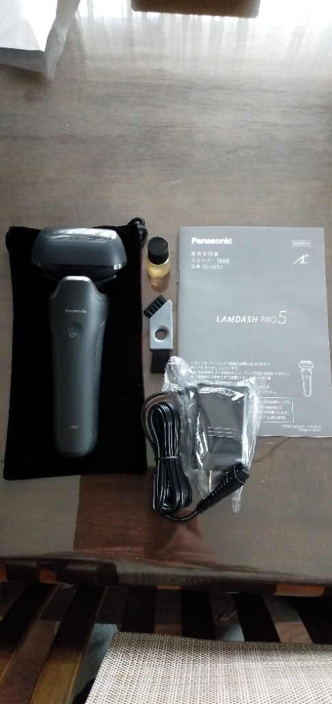 Panasonic（パナソニック） ラムダッシュPRO 5枚刃シェーバー ES-L551D