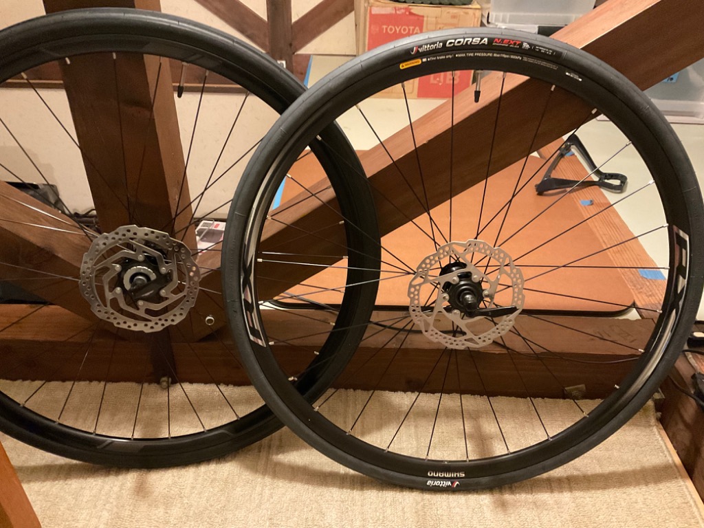 シマノ（SHIMANO） WH-RX010 ブラック フロントのみ OLD：100mm 700C