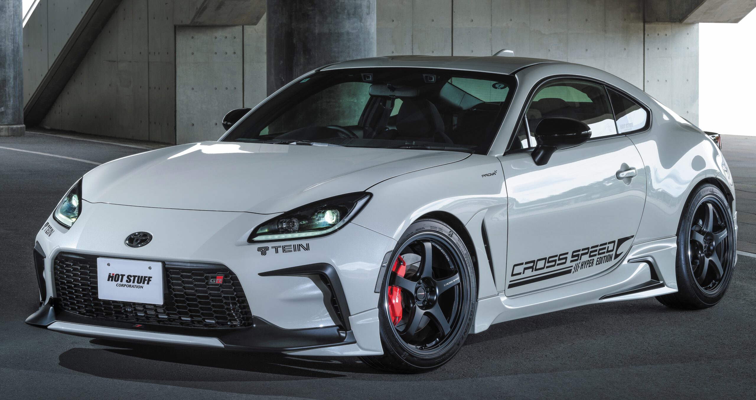 HOT STUFF CROSS SPEED HYPER EDITION CR5「シンプルな中にこだわりを