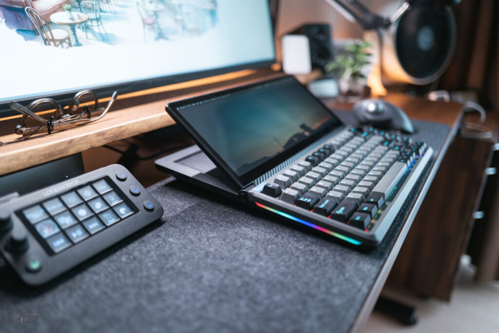 Kwumsy K3 レビュー。13インチタッチ対応モニター付き多機能メカニカル