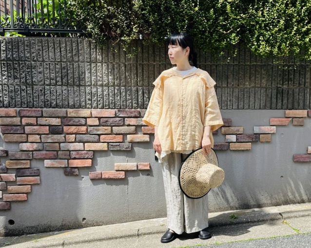 nest Robe リネン天然染めケープカラーブラウス