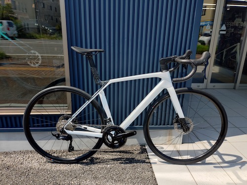 ニューカラー】TREK 2026年モデル Madone SL 5 Gen 8入荷です