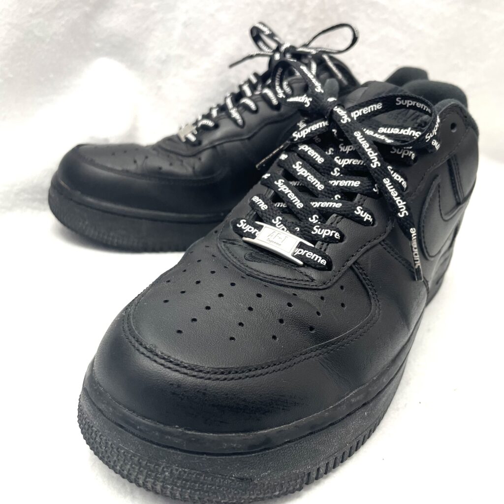 NIKE×Supreme AIR FORCE 1 レザー スニーカー ブラックの買取実績