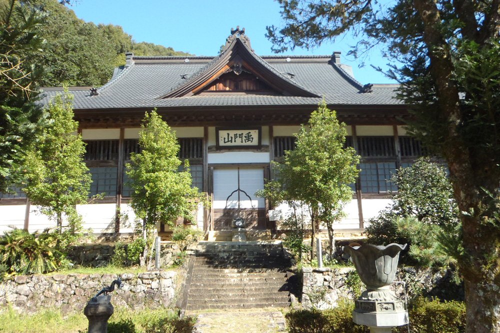 禹門山龍澤寺 - せいよじかん｜一般社団法人西予市観光物産協会｜四国