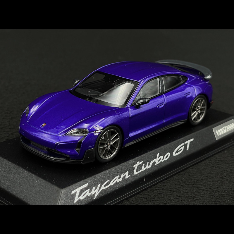 Porsche Taycan Turbo GT Weissach Package 2024 Purple Sky Metallic