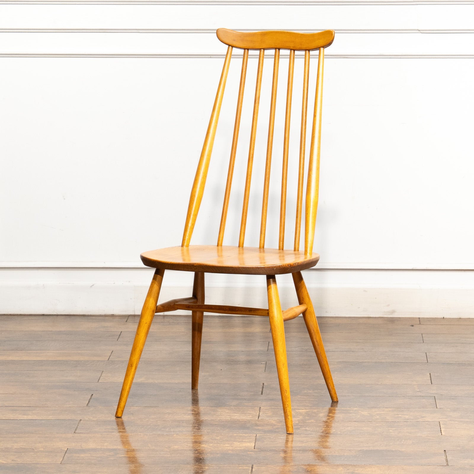 Ercol（アーコール）ヴィンテージ家具｜英国伝統の名作デザイン – THE