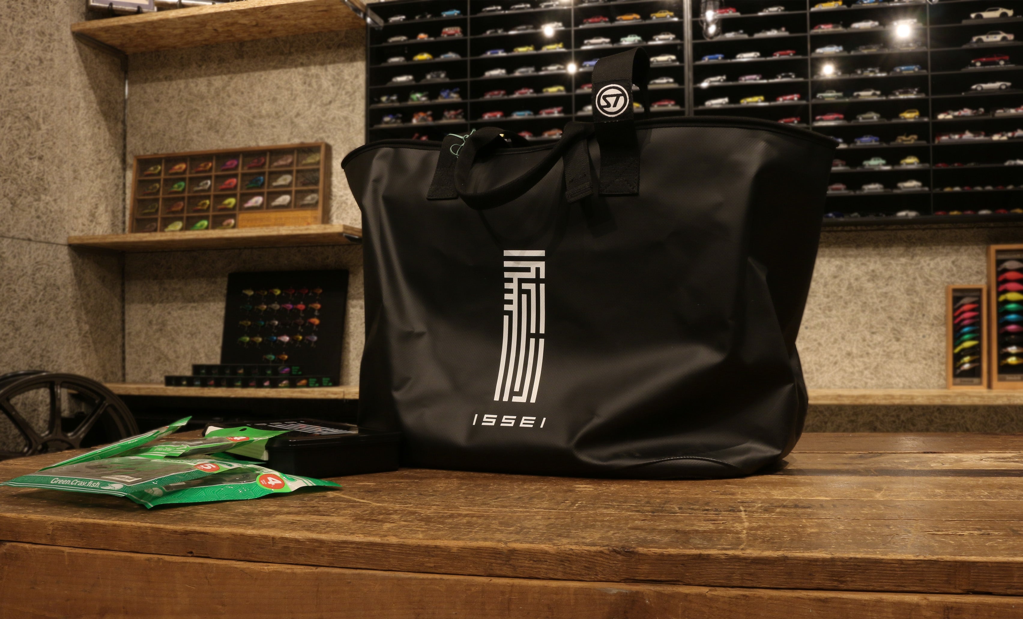 ISSEI OFFICIAL ONLINE SHOP