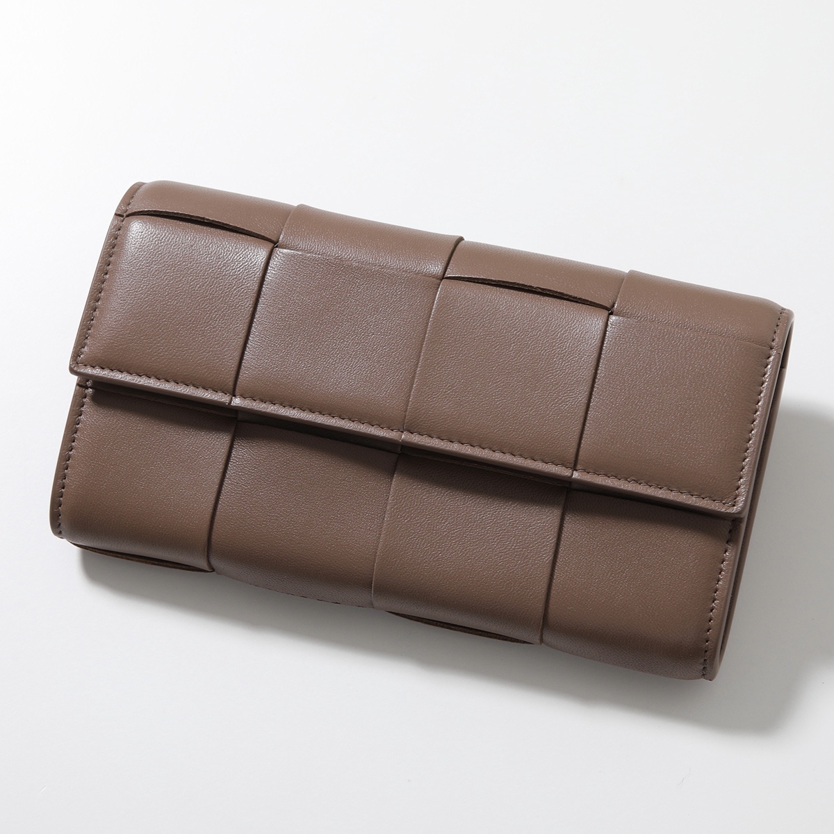 BOTTEGA VENETA（ボッテガ・ヴェネタ） 長財布 742694 667433 VCQC4