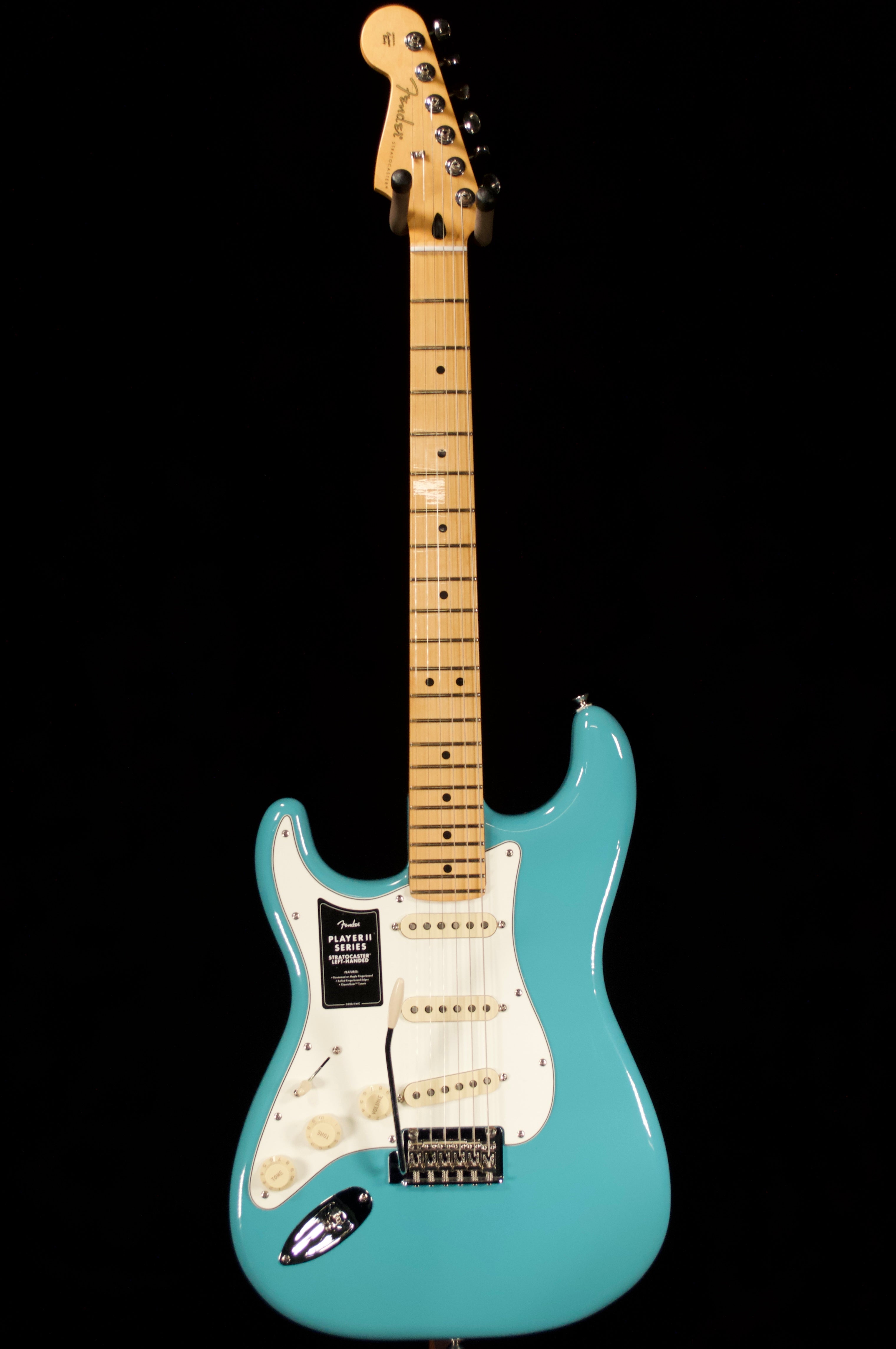 ✓ Fender Player 2 Strat Left-handed Guitar. Aqua finish