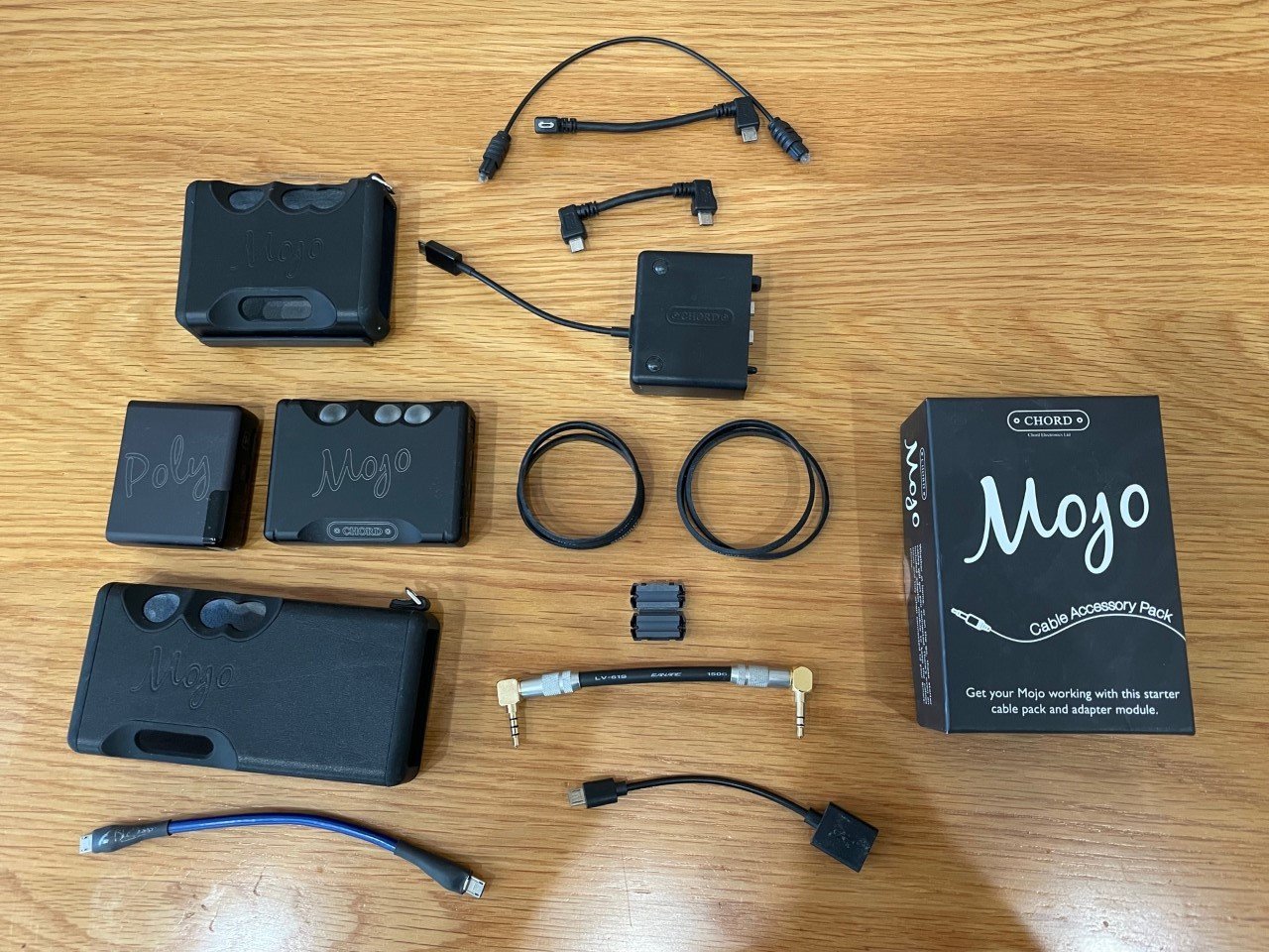FS: Chord Poly, Mojo, two leather cases, cable accessory pack