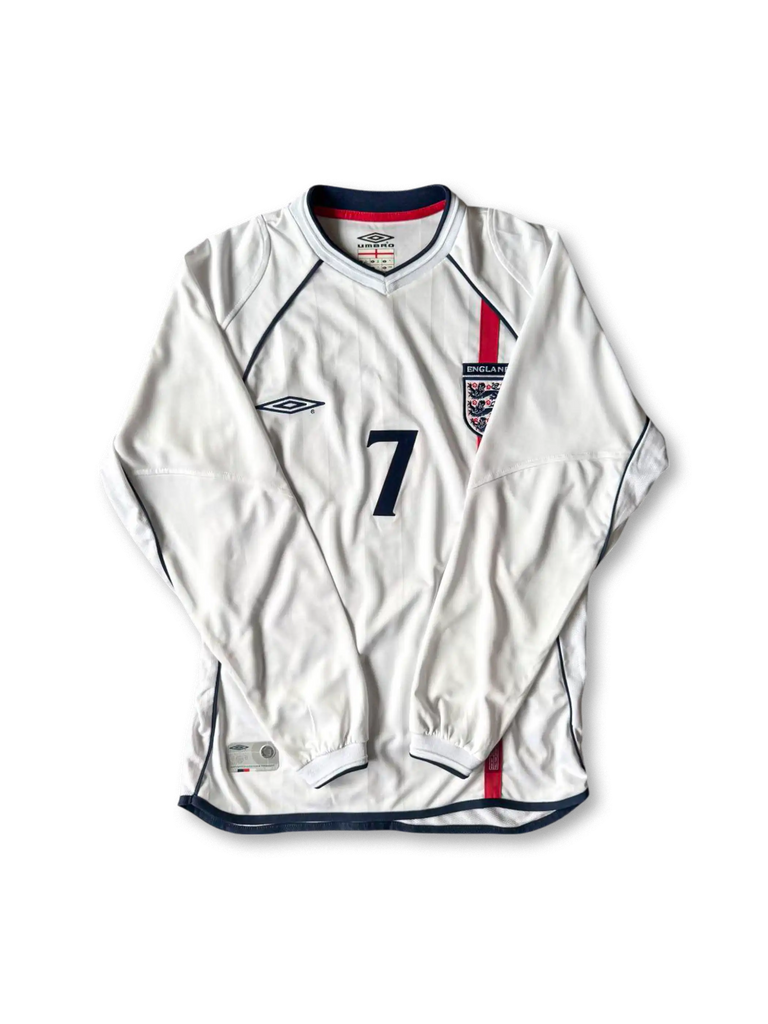 2002-england-home-beckham-7-