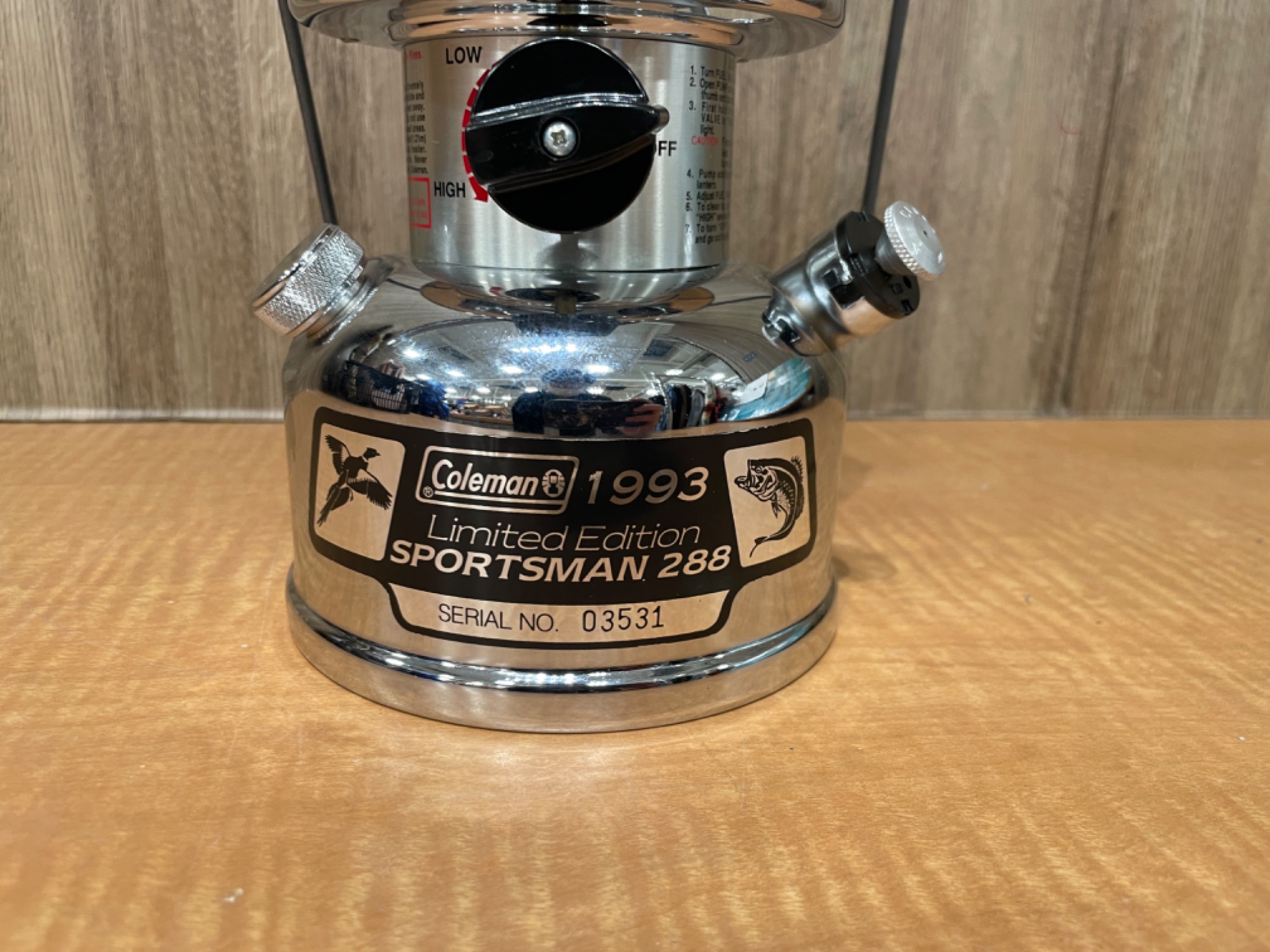 コールマンの限定生産のガソリンランタン スポーツマン288をご紹介