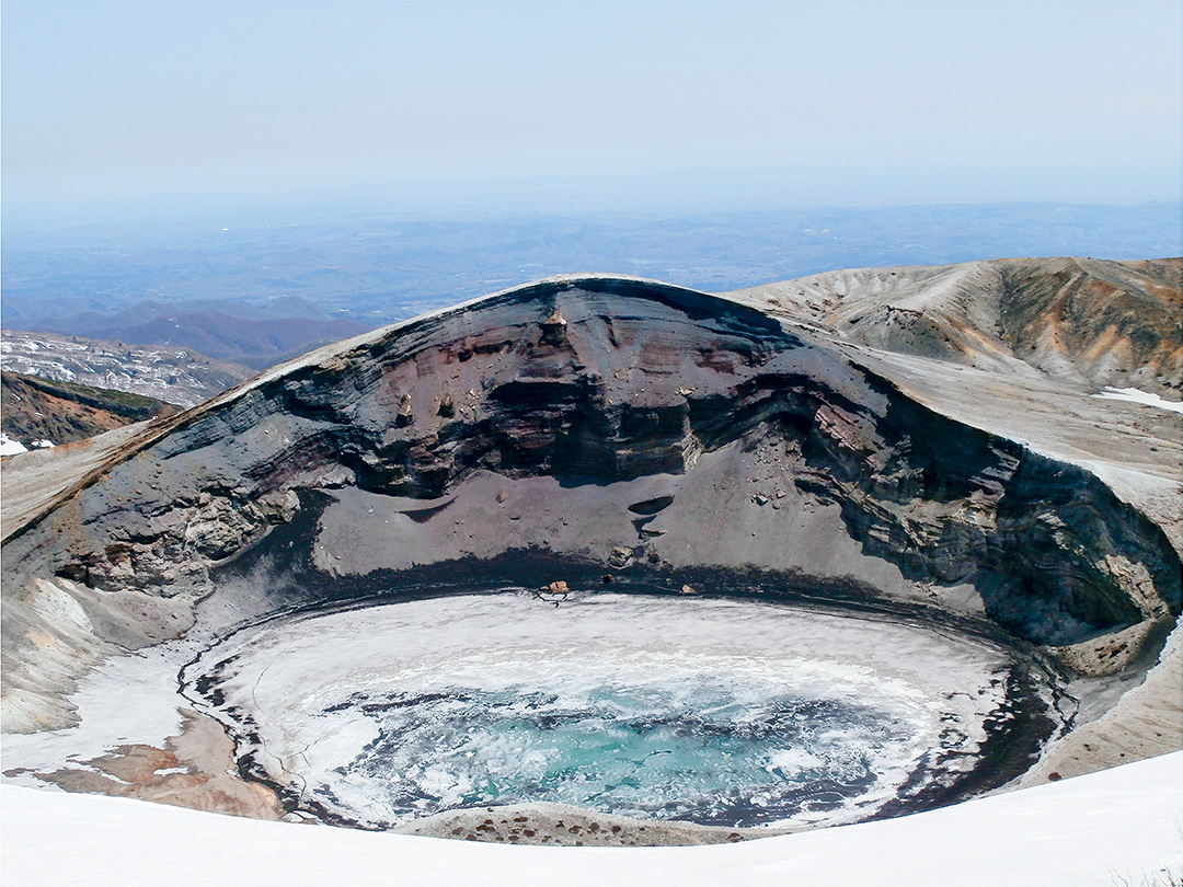 Zao, Japan: Warmth in the Wintry Land – SPACE STORIES BY GIFT