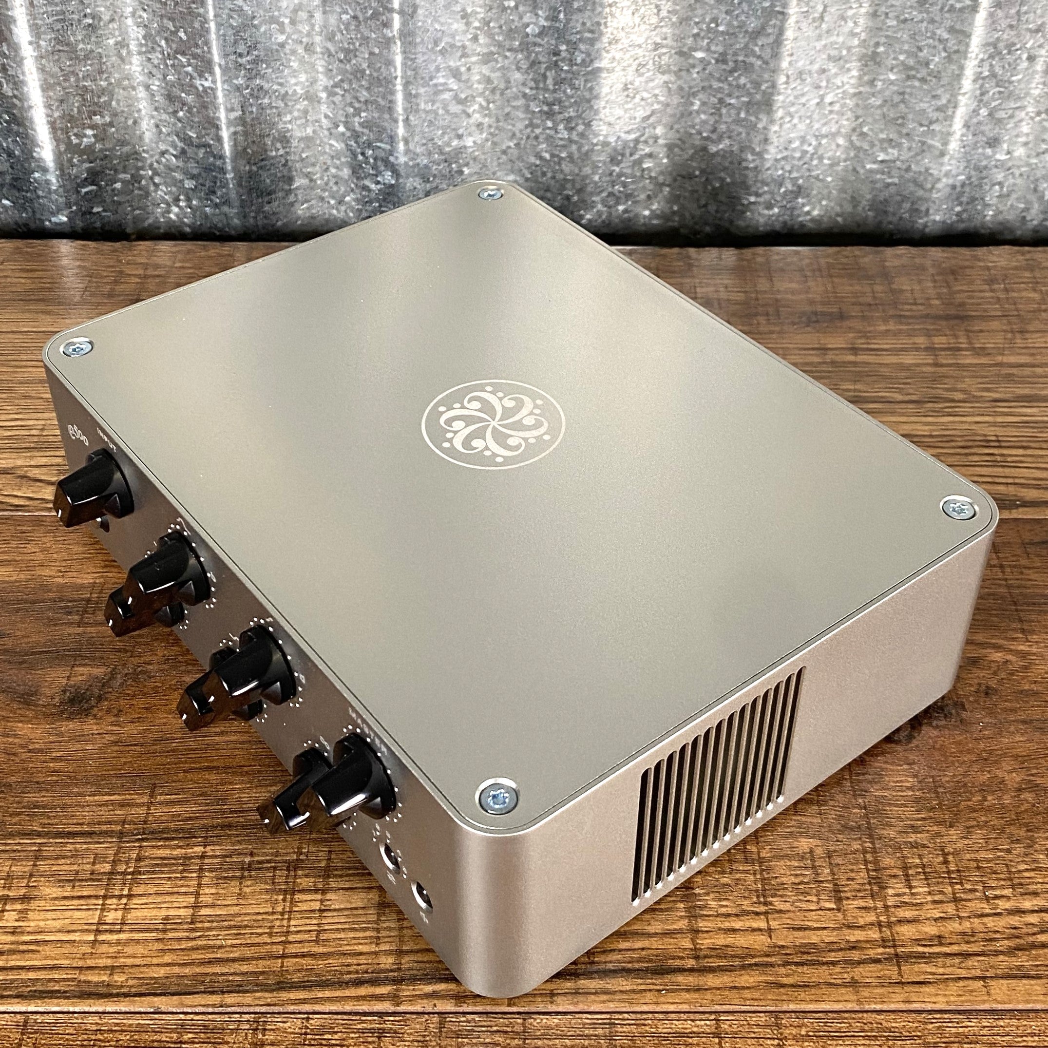Darkglass E500 Exponent 500 Watt Bass Amplifier Head & DGMF Midi
