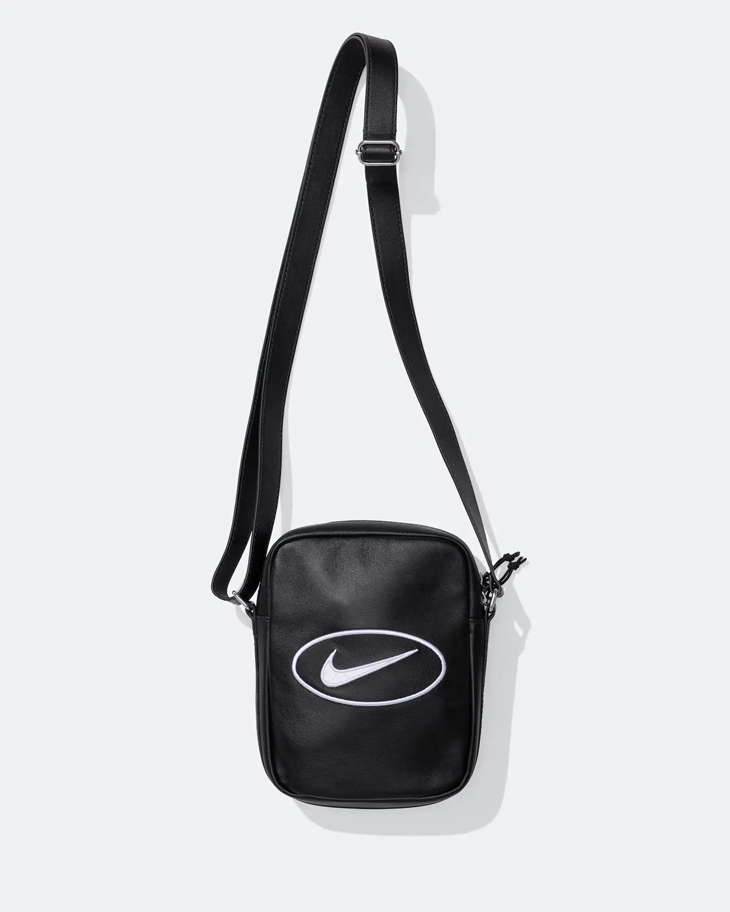 Supreme®/Nike® Leather Shoulder Bag | Supreme 25ss