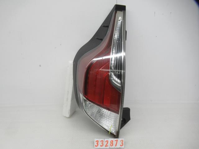 右テールランプ 81551-52D01 NHP10 アクア 対応 高品質中古パーツ