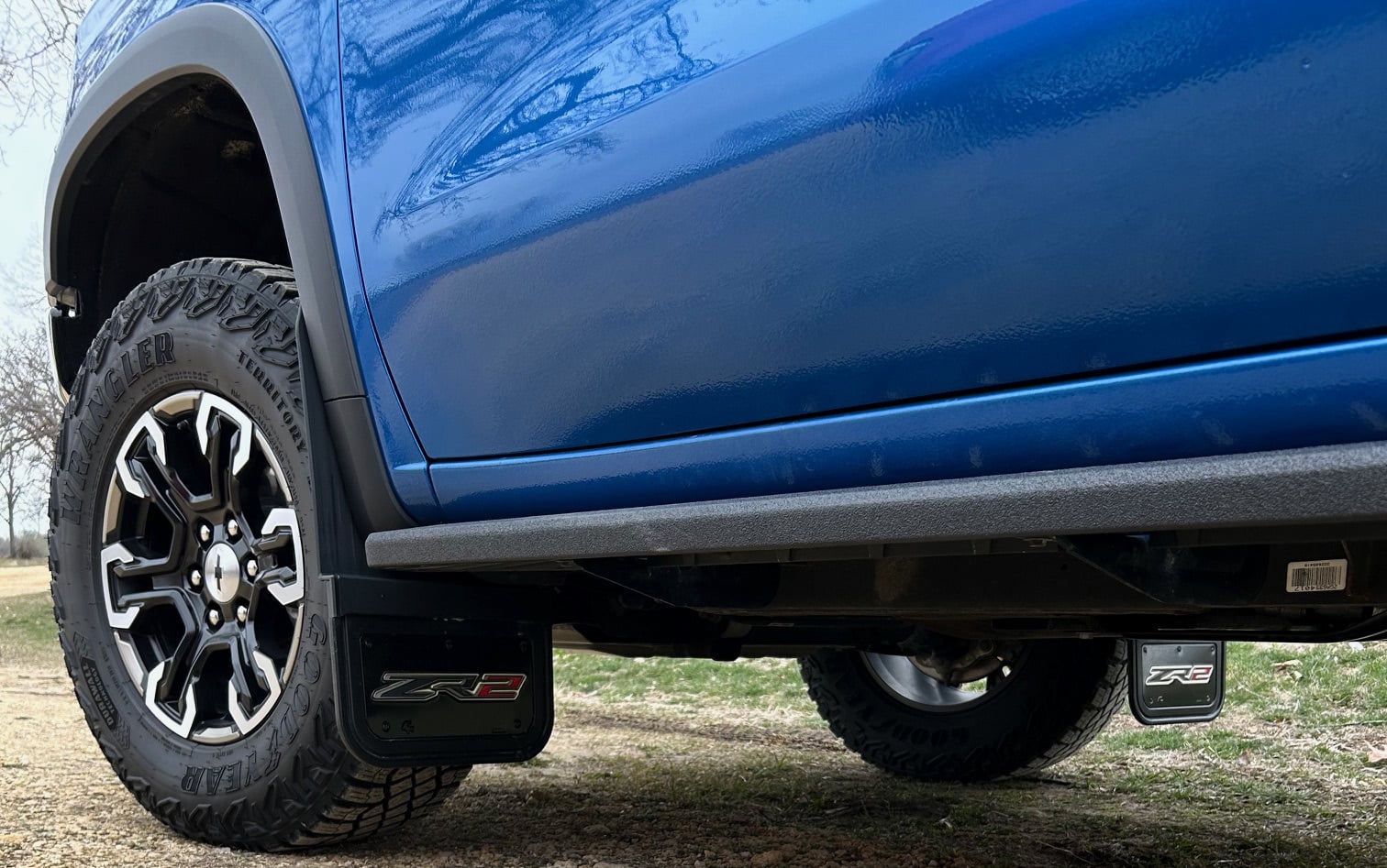 Truck Hardware Gatorback Black Wrap ZR2 Offset Mud Flaps - Set of