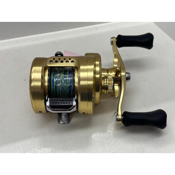 中古品】 シマノ 18 カルカッタコンクエスト 300: 中古｜釣具の