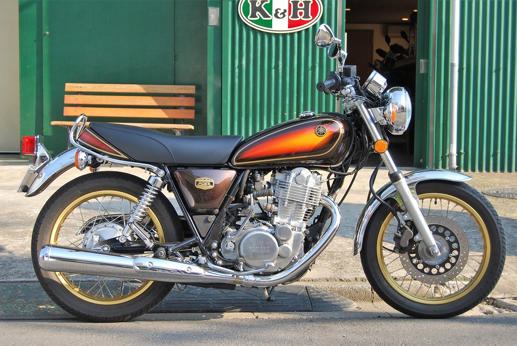 純正カウル対応 ダブルシート B ステッチ SR400｜K＆H