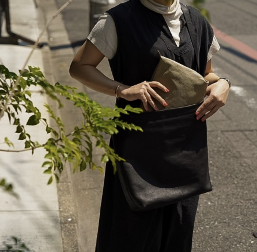 Fino - Shoulder Bag -｜SLOW – スロウ 公式ECサイト | 革製のバッグ