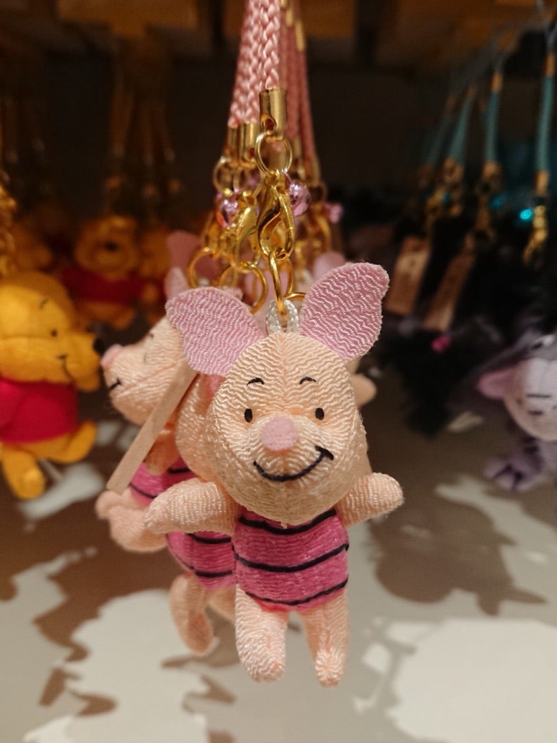 ちりめん風！プーさんと仲間たちの根付ストラップ新発売♡ | 東京