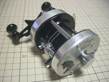 フルーガー 2800（1979年からスミス取り扱い） | タカさんの釣り道具箱