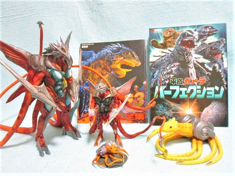 大怪獣シリーズ 大映特撮編 イリス（ショウネンリック限定版） | 徒然