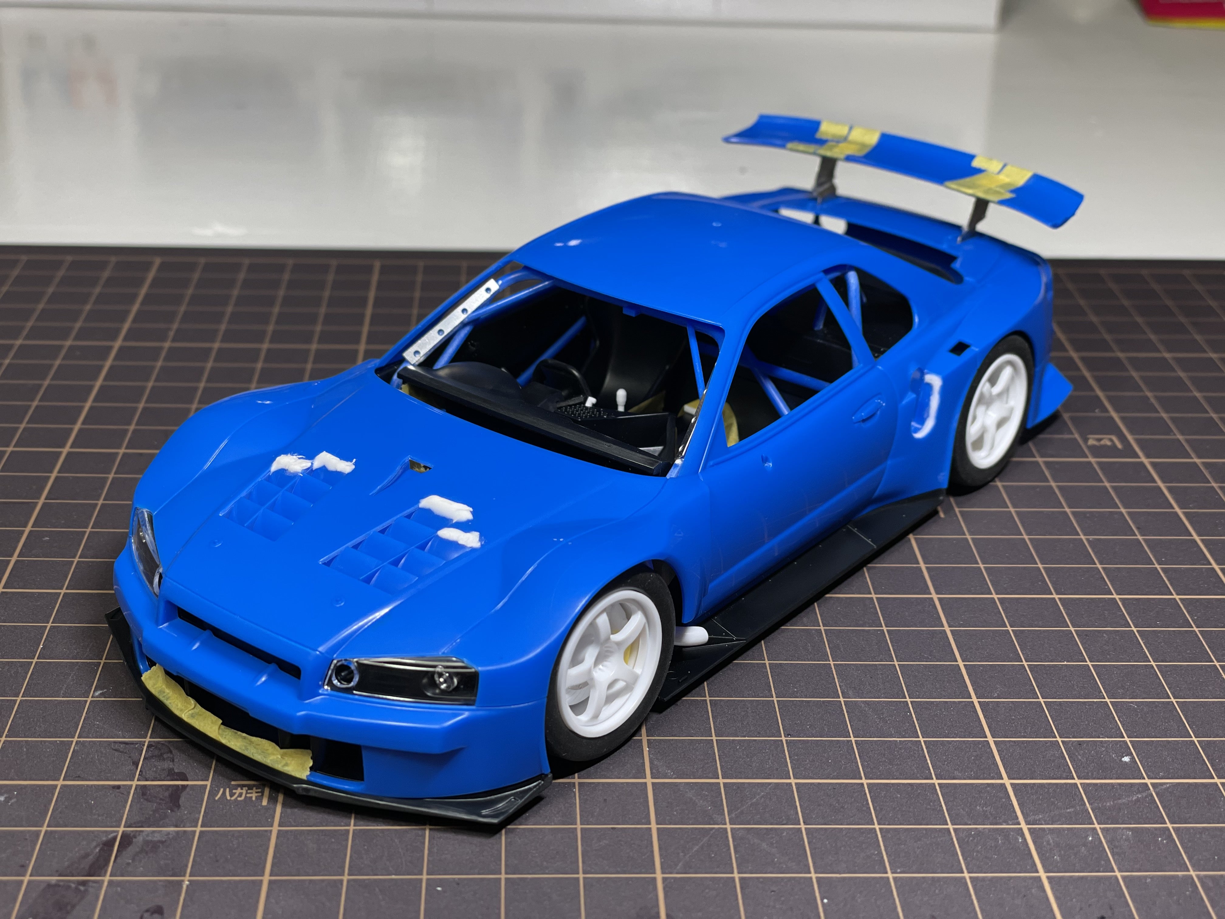 タミヤ カルソニック スカイラインGT-R 2003 #03 仮組・工作（ボディ