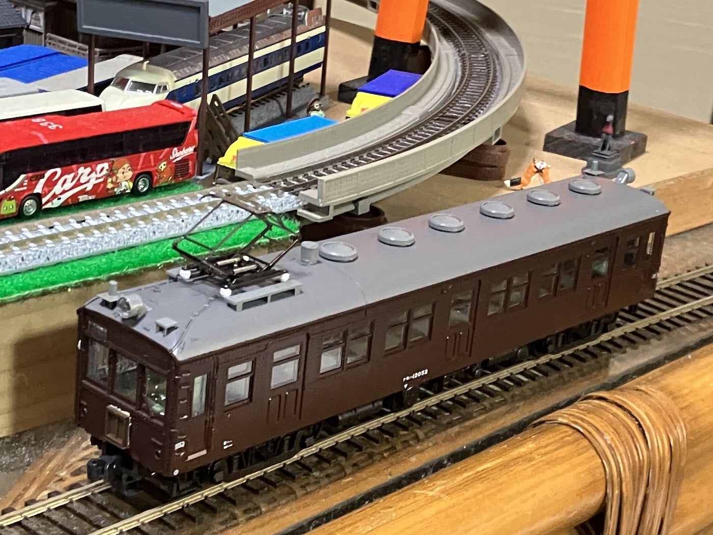 52番の日】KATO 1-425 クモハ12052 鶴見線 16番 | 金屋代かずおのお部屋