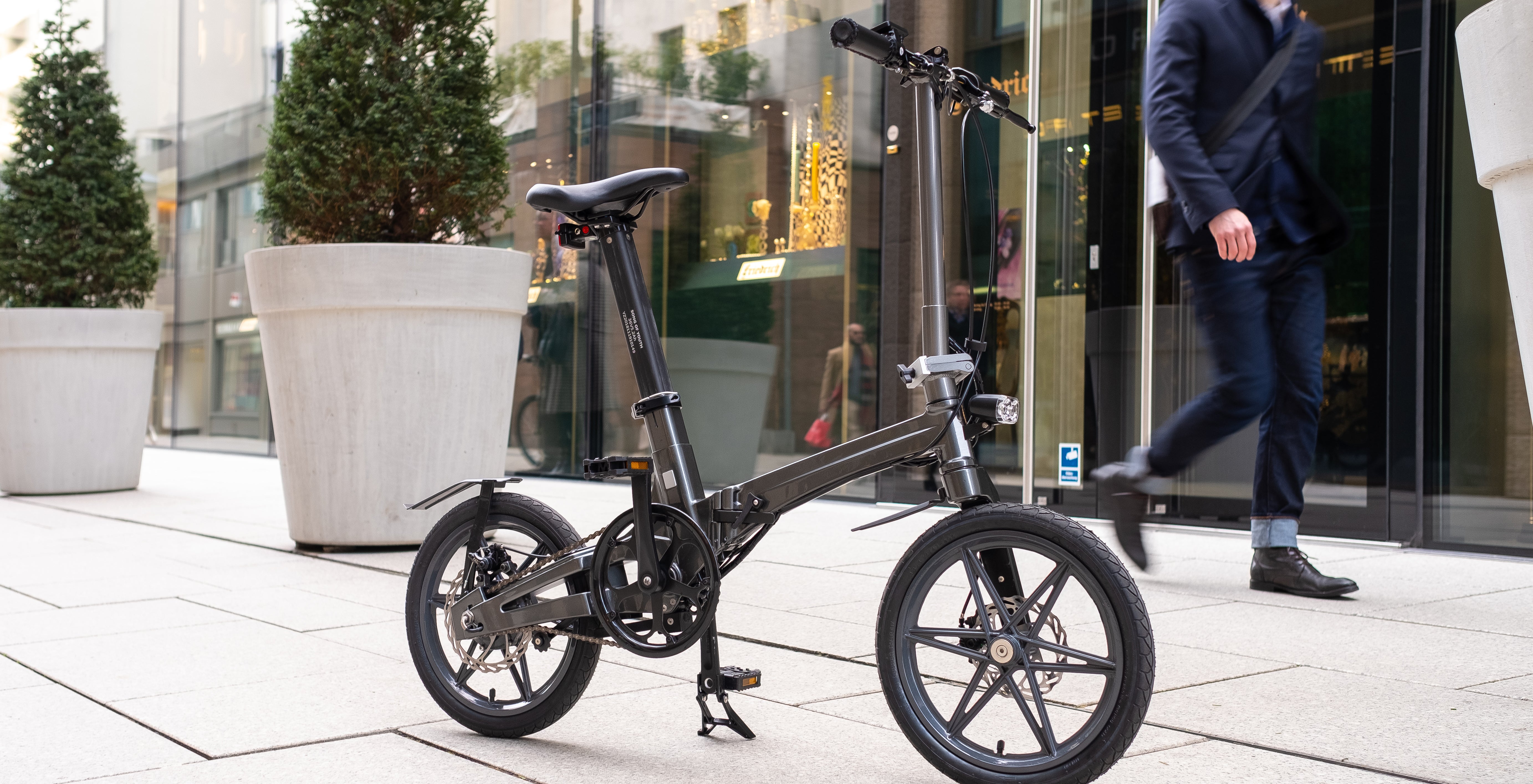 THE ONE」超軽量！次世代折りたたみ式電動アシスト自転車 - CAMPFIRE