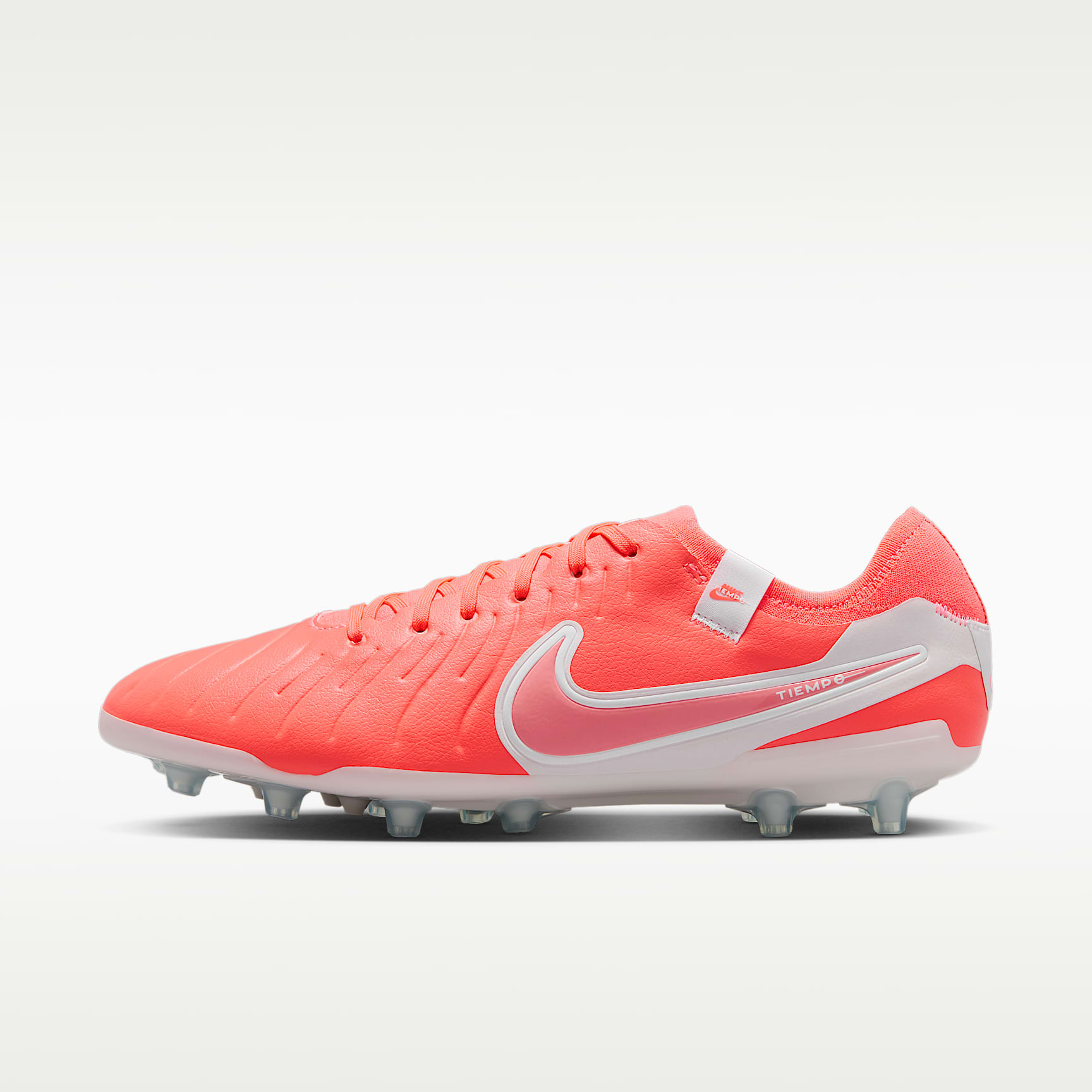 NIKE公式】ナイキ ティエンポ レジェンド 10 プロ 人工芝用 ローカット