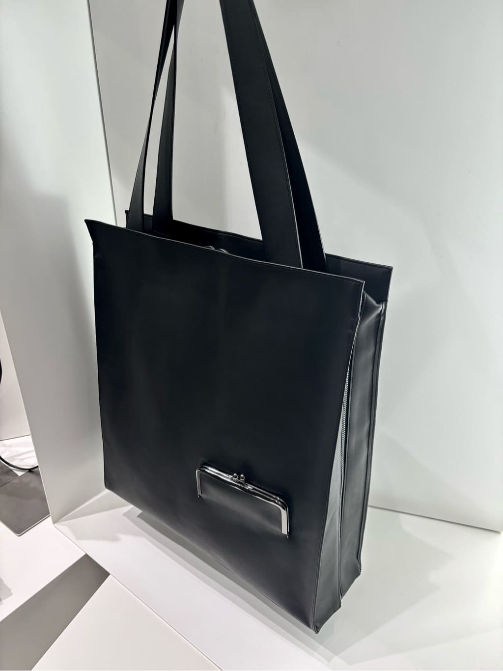 STAFF STYLING｜THE SHOP YOHJI YAMAMOTO