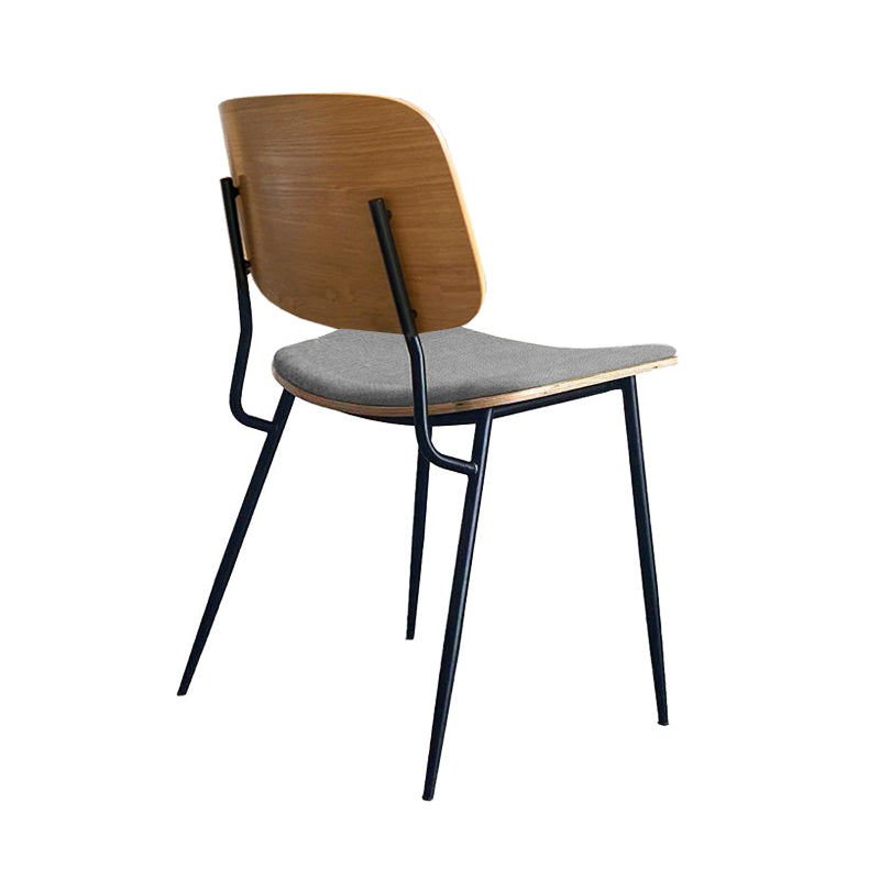 EQI-57 Stacking chair